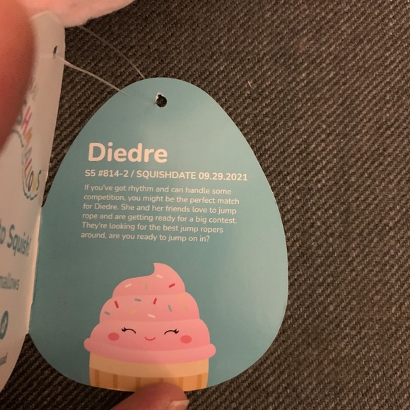🧁 Squishmallows Diedre the Cupcake – 6” Plush – New with Tags 🧁 - Picture 4 of 11